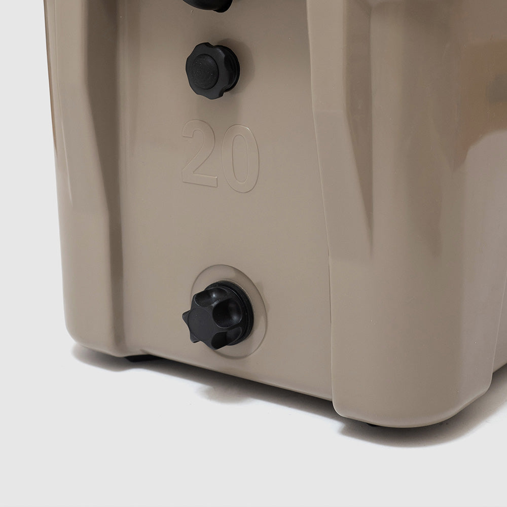 The Cooler 20QT