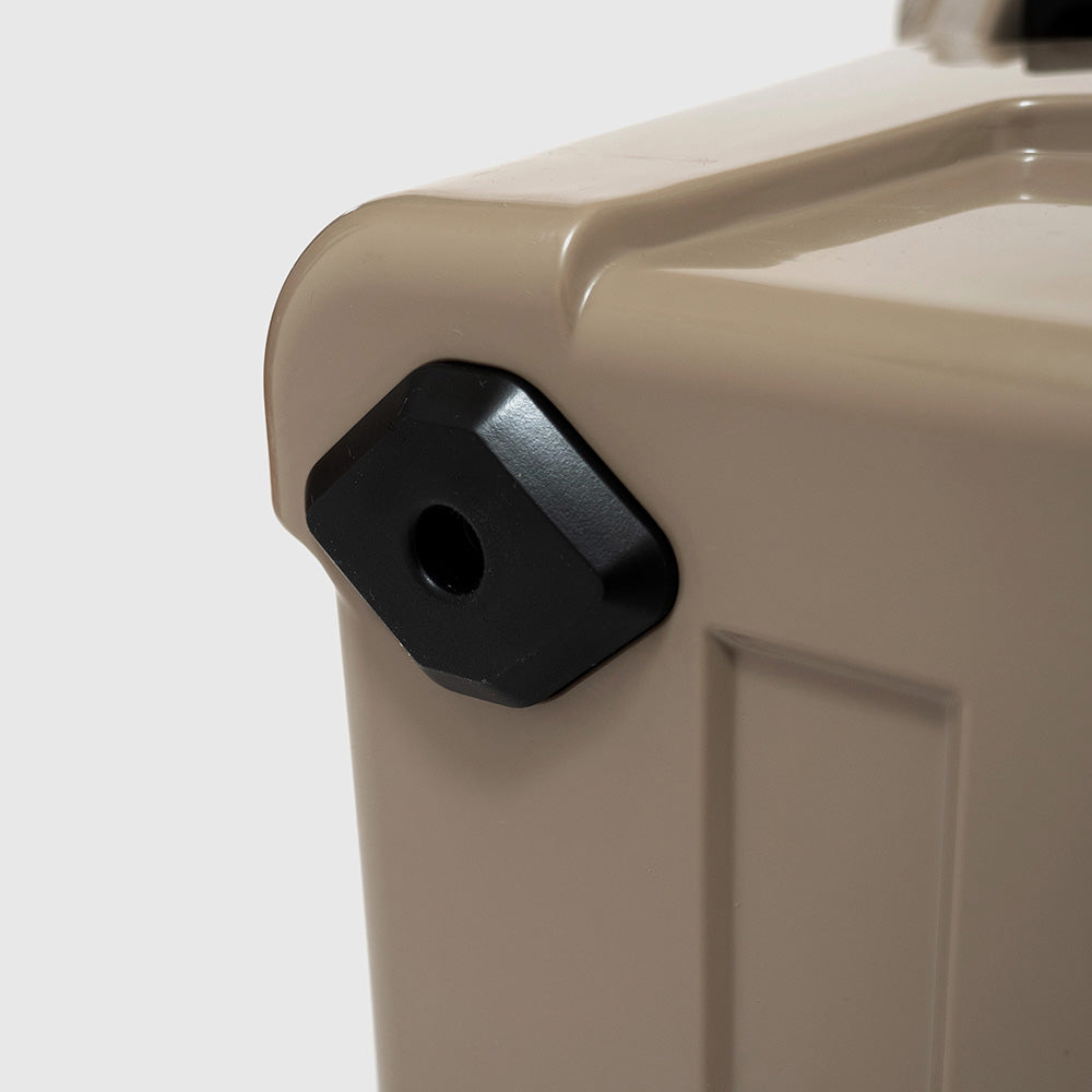 The Cooler 20QT